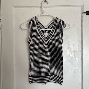 Evereve houndstooth sweater vest, xsmall